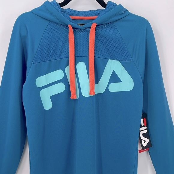 FILA Hand Stand Pullover - Picture 2 of 4